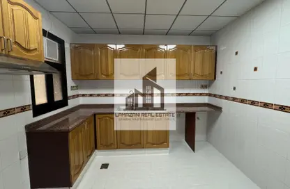 Apartment - 2 Bedrooms - 2 Bathrooms for rent in Madinat Zayed - Abu Dhabi