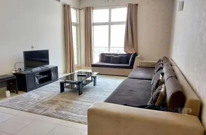 Apartment - 2 Bedrooms - 3 Bathrooms for rent in La Fontana - Arjan - Dubai