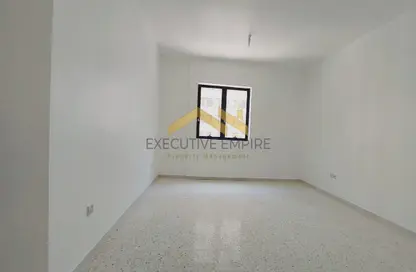 Apartment - 4 Bedrooms - 5 Bathrooms for rent in Hamdan Tower - East Corniche road - Hamdan Street - Abu Dhabi