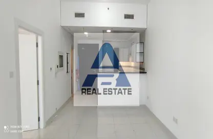 Apartment - 1 Bedroom - 2 Bathrooms for rent in Hamdan Street - Abu Dhabi