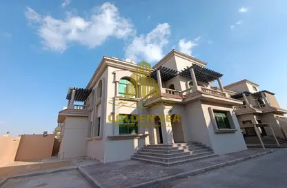 Villa - 5 Bedrooms - 7 Bathrooms for rent in Mohamed Bin Zayed Centre - Mohamed Bin Zayed City - Abu Dhabi