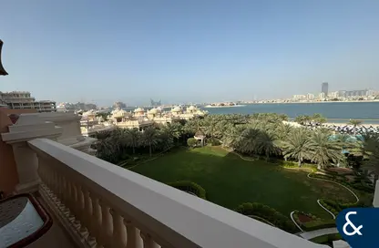 Apartment - 1 Bedroom - 1 Bathroom for sale in Raffles The Palm - The Crescent - Palm Jumeirah - Dubai