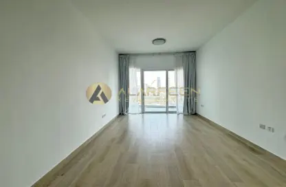 Apartment - 1 Bathroom for rent in Bloom Towers C - Bloom Towers - Jumeirah Village Circle - Dubai