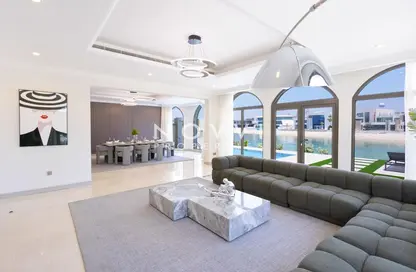 Villa - 5 Bedrooms - 6 Bathrooms for rent in Garden Homes Frond K - Garden Homes - Palm Jumeirah - Dubai