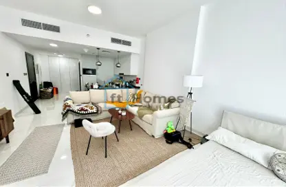 Apartment - 1 Bathroom for sale in Uniestate Supreme Residence - Arjan - Dubai