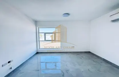 Apartment - 1 Bedroom - 2 Bathrooms for rent in Al Khrais - Al Jimi - Al Ain