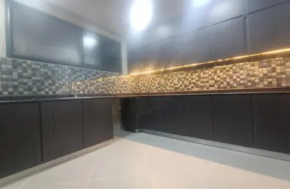 Apartment - 1 Bedroom - 2 Bathrooms for rent in Trio Building - Al Barsha 1 - Al Barsha - Dubai