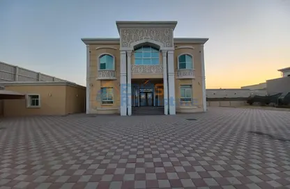 Villa - 5 Bedrooms - 7+ Bathrooms for rent in Al Rahmaniya - Sharjah