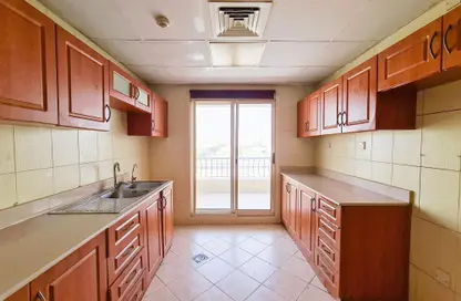 Apartment - 1 Bedroom - 2 Bathrooms for rent in Golf Apartments - Al Hamra Village - Ras Al Khaimah