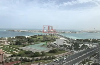 Apartment - 2 Bedrooms - 3 Bathrooms for rent in Etihad Tower 4 - Etihad Towers - Corniche Road - Abu Dhabi