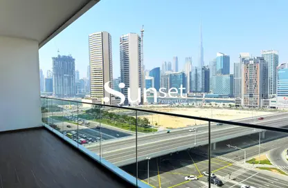 Apartment - 1 Bedroom - 2 Bathrooms for rent in SOL Bay - Business Bay - Dubai