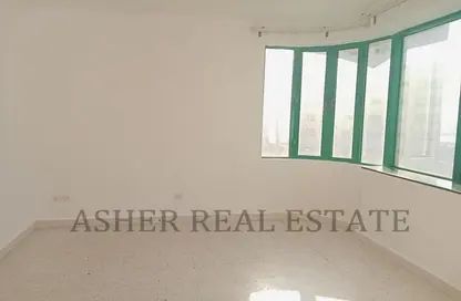 Apartment - 2 Bedrooms - 2 Bathrooms for rent in Dar Al Majaz - Jamal Abdul Nasser Street - Al Majaz - Sharjah