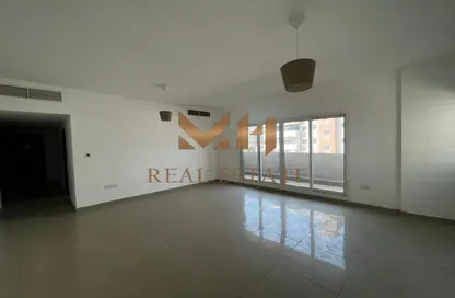 Apartment - 3 Bedrooms - 4 Bathrooms for sale in Tower 9 - Al Reef Downtown - Al Reef - Abu Dhabi