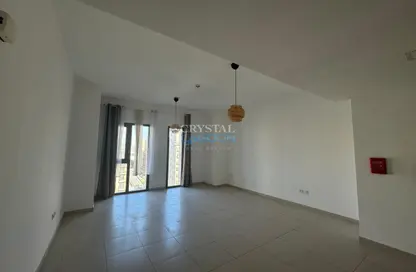 Apartment - 1 Bedroom - 1 Bathroom for sale in Hayat Boulevard-1B - Hayat Boulevard - Town Square - Dubai