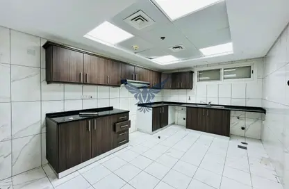 Apartment - 2 Bedrooms - 3 Bathrooms for rent in RDK Residential Complex - Rawdhat Abu Dhabi - Abu Dhabi