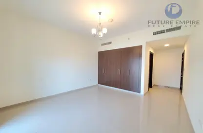 Apartment - 1 Bedroom - 2 Bathrooms for rent in Jumeirah Garden City - Al Satwa - Dubai