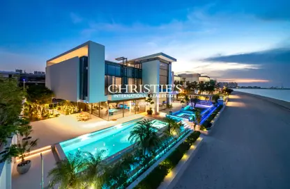 Villa - 5 Bedrooms - 6 Bathrooms for sale in Signature Villas Frond J - Signature Villas - Palm Jumeirah - Dubai