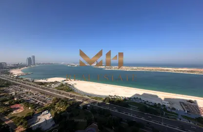 Apartment - 3 Bedrooms - 4 Bathrooms for rent in Landmark Tower - Corniche Road - Abu Dhabi