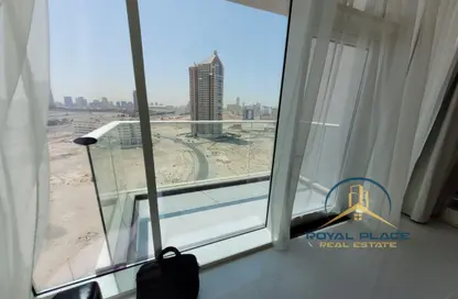 Apartment - 1 Bathroom for rent in Miraclz Tower by Danube - Arjan - Dubai