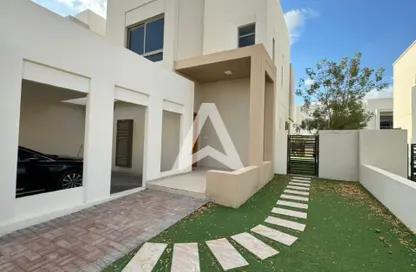 Townhouse - 4 Bedrooms - 5 Bathrooms for rent in Hayat Townhouses - Town Square - Dubai