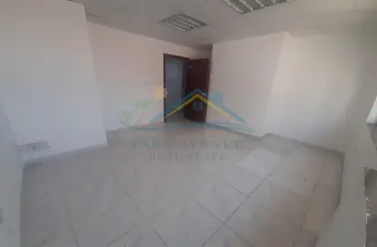 Office Space - Studio - 1 Bathroom for rent in Tourist Club Area - Abu Dhabi