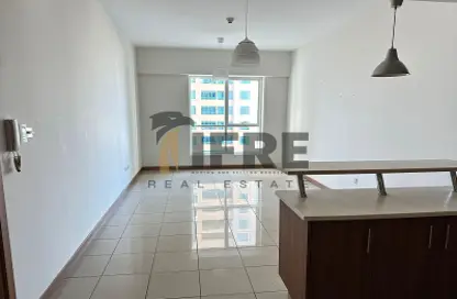 Apartment - 1 Bedroom - 2 Bathrooms for rent in Sulafa Tower - Dubai Marina - Dubai