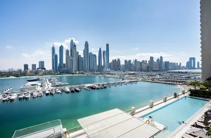 Apartment - 2 Bedrooms - 2 Bathrooms for sale in Marina Vista - EMAAR Beachfront - Dubai Harbour - Dubai