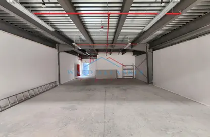 Warehouse - Studio - 1 Bathroom for rent in Dubai Investment Park 1 (DIP 1) - Dubai Investment Park (DIP) - Dubai