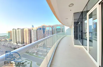 Apartment - 3 Bedrooms - 4 Bathrooms for rent in United Square - Al Khalidiya - Abu Dhabi