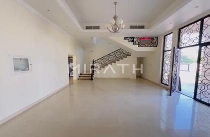 Villa - 5 Bedrooms - 6 Bathrooms for rent in Al Barsha South 1 - Al Barsha South - Al Barsha - Dubai