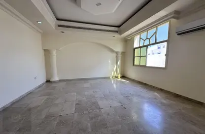 Apartment - 1 Bathroom for rent in Mohamed Bin Zayed City - Abu Dhabi