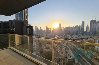 Apartment - 2 Bedrooms - 3 Bathrooms for rent in Boulevard Point - Downtown Dubai - Dubai