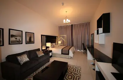 شقة - 1 حمام للايجار في جيوفاني بوتيك سويتس - مدينة دبي الرياضية - دبي