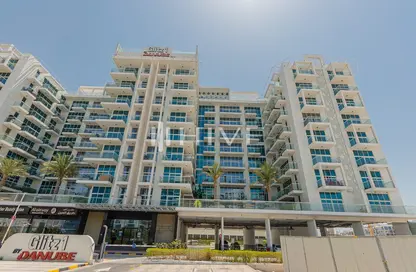 Apartment - 1 Bedroom - 2 Bathrooms for sale in Glitz 1 - Glitz - Dubai Studio City - Dubai