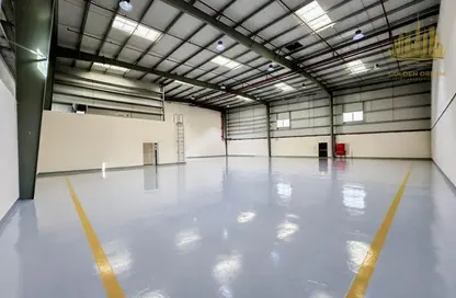 Warehouse - Studio - 1 Bathroom for rent in Dubai Investment Park (DIP) - Dubai