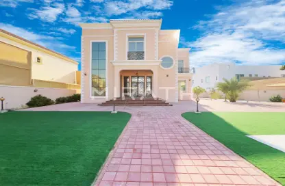 Villa - 5 Bedrooms - 6 Bathrooms for rent in Al Barsha South 1 - Al Barsha South - Al Barsha - Dubai