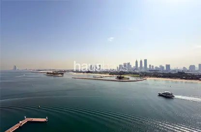 Apartment - 1 Bedroom - 1 Bathroom for sale in Azure Residences - Palm Jumeirah - Dubai