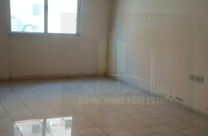 Apartment - 1 Bathroom for rent in Al Jurf 1 - Al Jurf - Ajman Downtown - Ajman