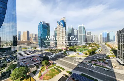 Apartment - 1 Bedroom - 2 Bathrooms for sale in Dubai Arch - JLT Cluster G - Jumeirah Lake Towers - Dubai