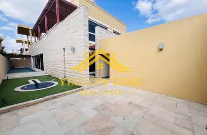 Villa - 5 Bedrooms - 6 Bathrooms for rent in Qattouf Community - Al Raha Gardens - Abu Dhabi