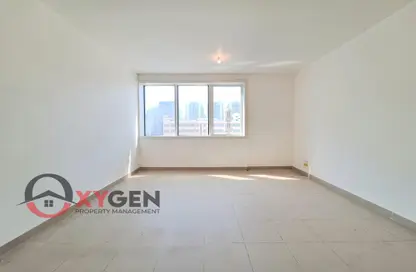 Apartment - 2 Bedrooms - 2 Bathrooms for rent in Khalifa Residential Complex A - Tourist Club Area - Abu Dhabi