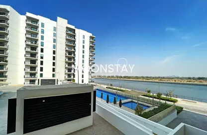 Apartment - 1 Bedroom - 1 Bathroom for rent in Waters Edge - Yas Island - Abu Dhabi