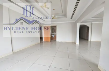 Penthouse - 4 Bedrooms - 5 Bathrooms for rent in Al Majaz 3 - Al Majaz - Sharjah