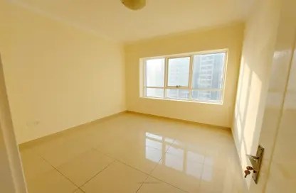 Apartment - 1 Bedroom - 2 Bathrooms for rent in New Al Taawun Road - Al Taawun - Sharjah