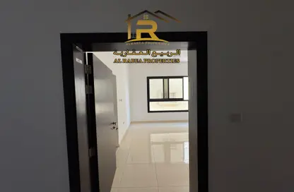 Apartment - 1 Bathroom for rent in Al Jurf 3 - Al Jurf - Ajman Downtown - Ajman