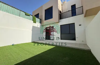 Villa - 2 Bedrooms - 4 Bathrooms for rent in Nasma Residence - Al Tai - Sharjah