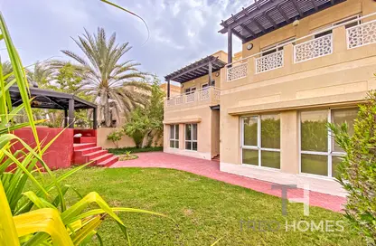 Villa - 4 Bedrooms - 5 Bathrooms for rent in Meadows 8 - Meadows - Dubai