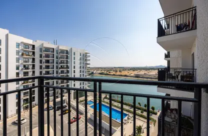 Apartment - 1 Bathroom for rent in Waters Edge - Yas Island - Abu Dhabi