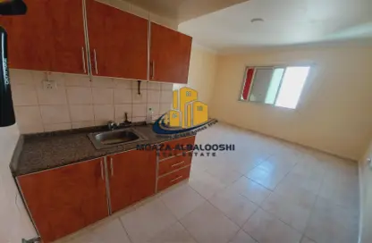 Apartment - 1 Bathroom for rent in Muwaileh 3 Building - Muwaileh - Sharjah