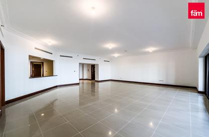 Apartment - 3 Bedrooms - 3 Bathrooms for rent in Golden Mile 9 - Golden Mile - Palm Jumeirah - Dubai